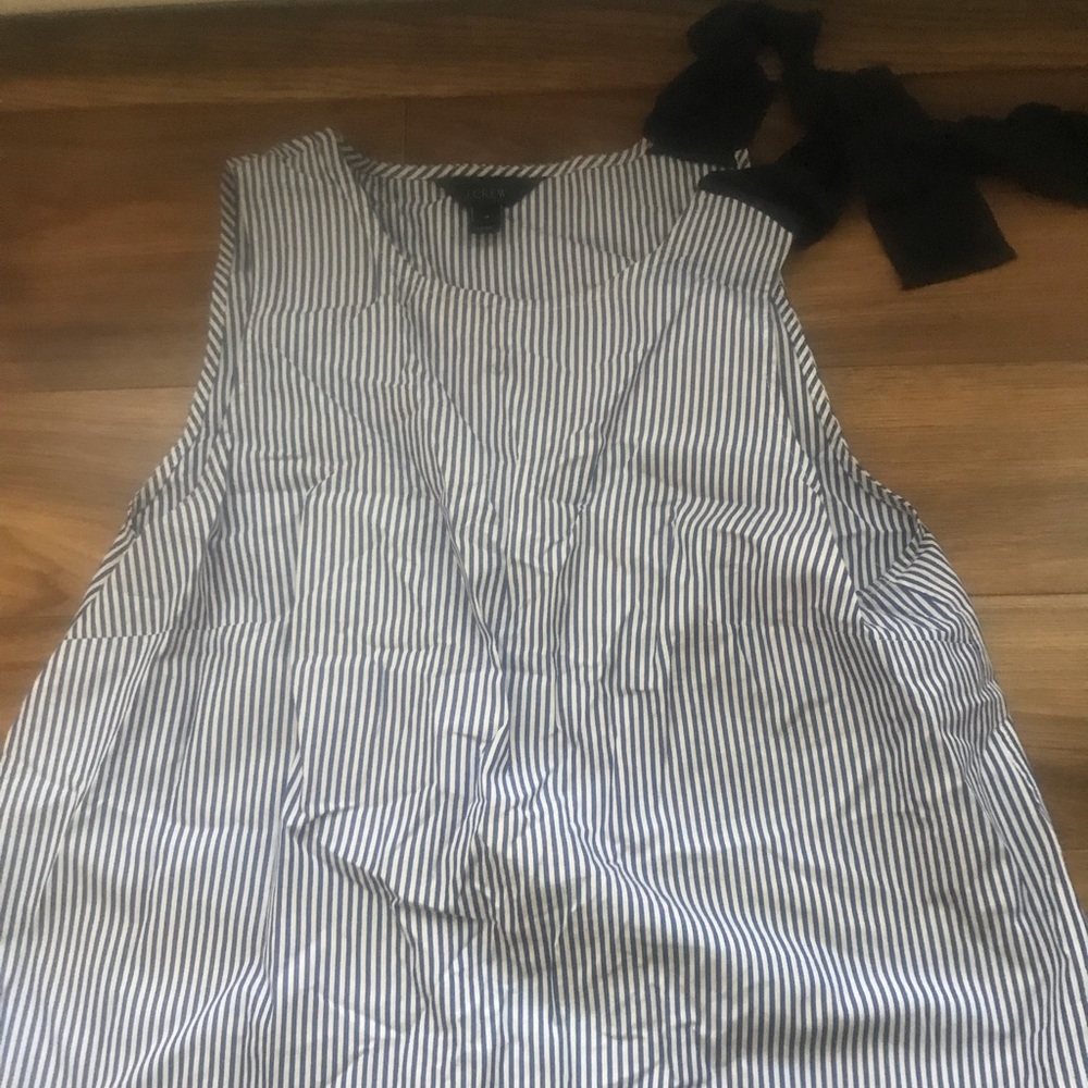 Sleeveless top
